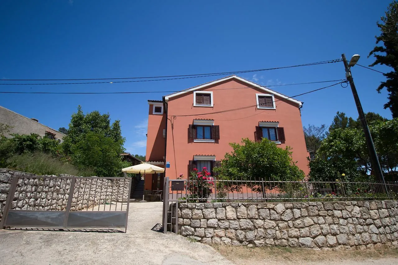 Apartments Nusret Čunski